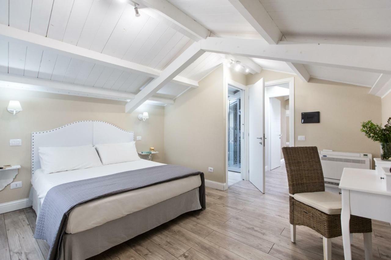 White House Apartment Cagliari Exterior foto