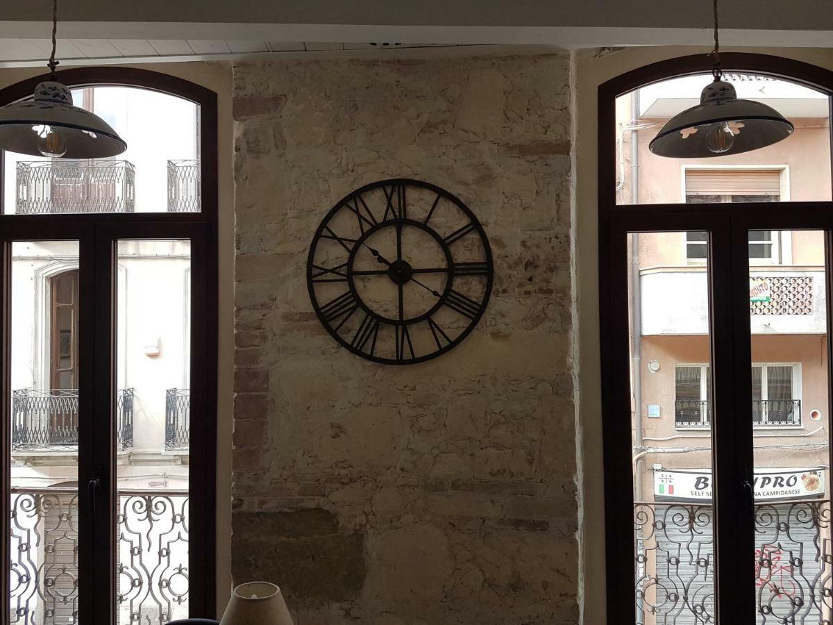 White House Apartment Cagliari Exterior foto